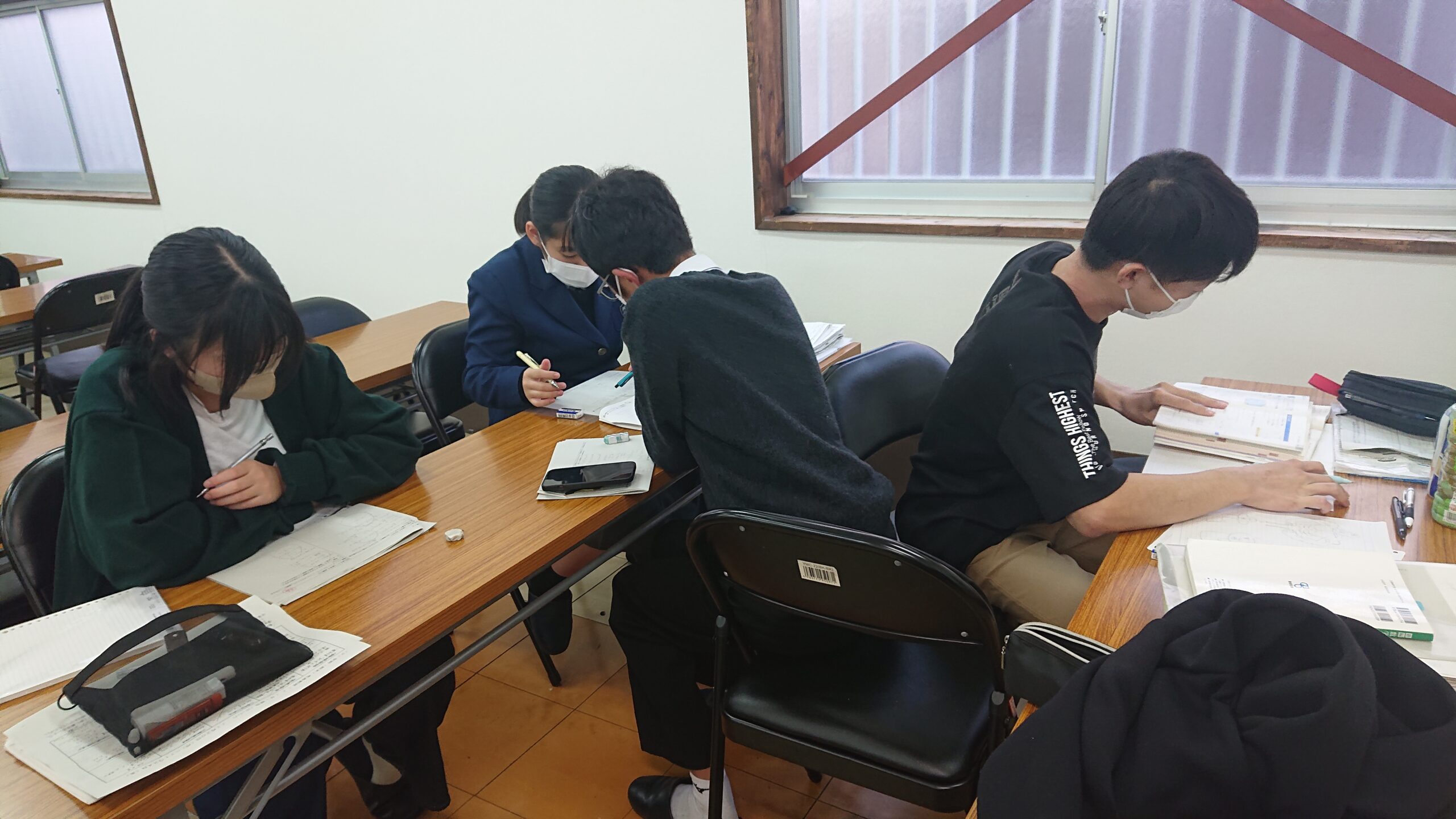 日向市｜中学生・高校生向け学習塾｜木村塾｜女性塾長の少人数個別指導